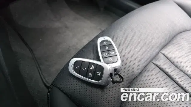 Hyundai Sonata 2021 — Фото 19/20