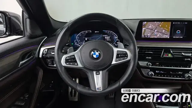 BMW 5 Series 2020 — Фото 13/20