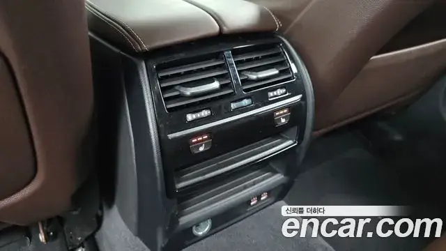 BMW 5 Series 2020 — Фото 18/20