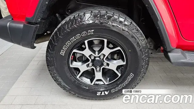 Jeep Wrangler 2018 — Фото 4/20