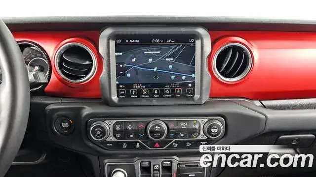 Jeep Wrangler 2018 — Фото 13/20