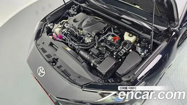 Toyota Camry 2025 — Şəkil 11/31