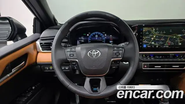 Toyota Camry 2025 — Şəkil 19/31