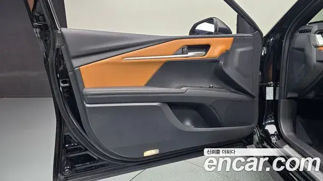 Toyota Camry 2025 — Şəkil 22/31