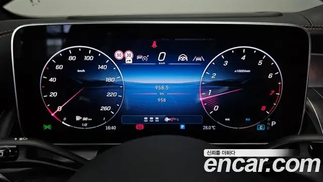 Mercedes-Benz GLC-Class 2026 — ფოტო 6/34