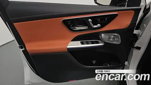 Mercedes-Benz GLC-Class 2026 — ფოტო 14/34