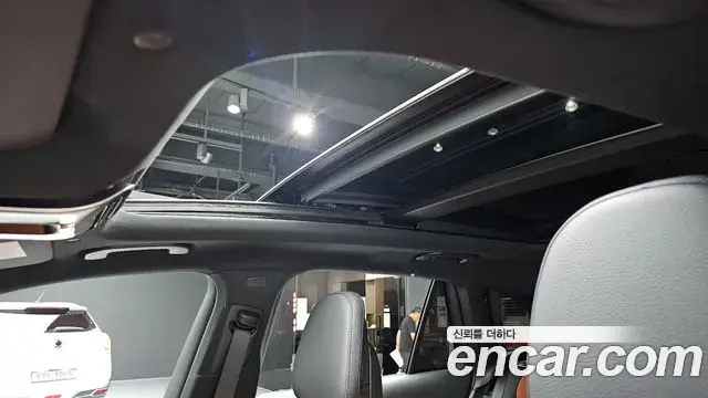 Mercedes-Benz GLC-Class 2026 — ფოტო 28/34