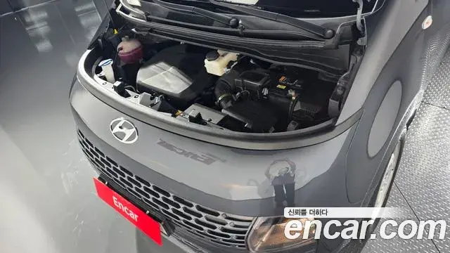 Hyundai Staria 2022 — Фото 6/20