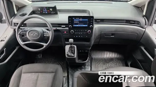 Hyundai Staria 2022 — Фото 7/20