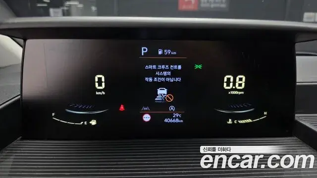 Hyundai Staria 2022 — Фото 8/20