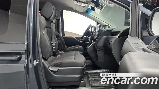Hyundai Staria 2022 — Фото 11/20
