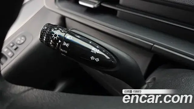Hyundai Staria 2022 — Фото 18/20