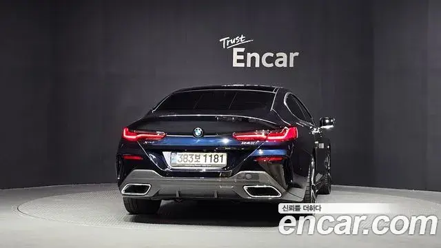 BMW 8 Series 2021 — Фото 4/20