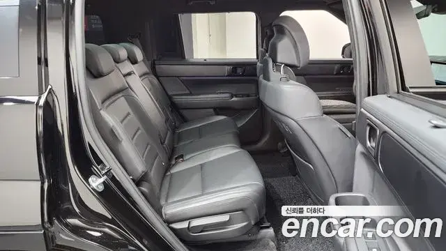 Hyundai Santa Fe 2024 — Фото 11/20