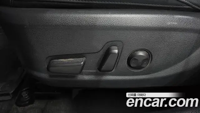 Kia Seltos 2019 — Şəkil 25/44