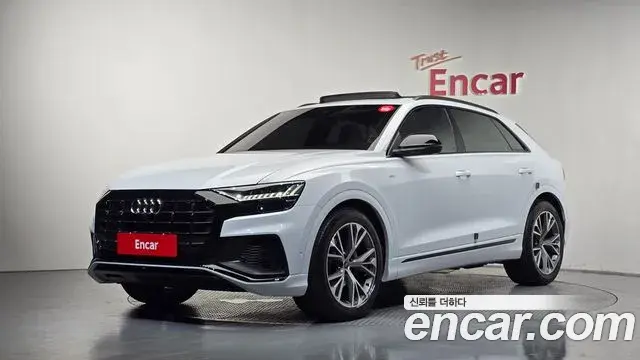 Audi Q7 2022 — Фото 1/20