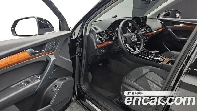 Audi Q5 2023 — Фото 11/20