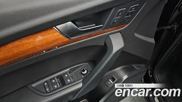 Audi Q5 2023 — Фото 17/20