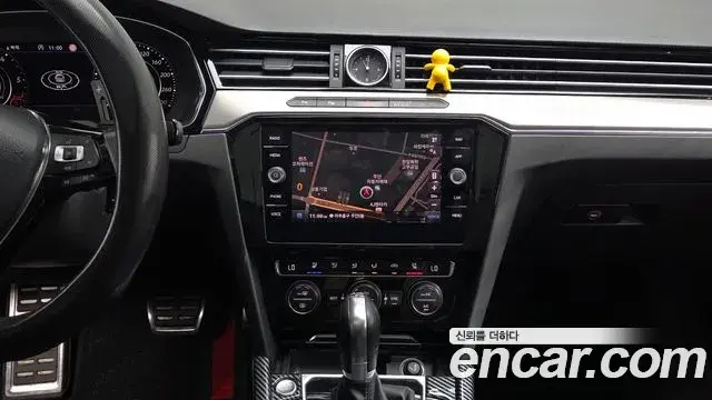 Volkswagen Arteon 2019 — Şəkil 13/20
