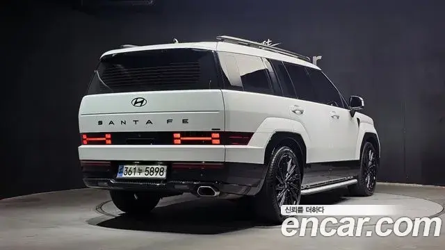 Hyundai Santa Fe 2024 — Фото 2/20