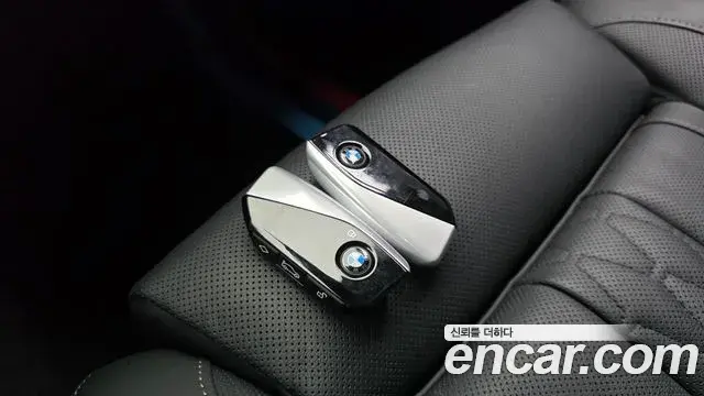 BMW X7 2024 — Фото 18/20