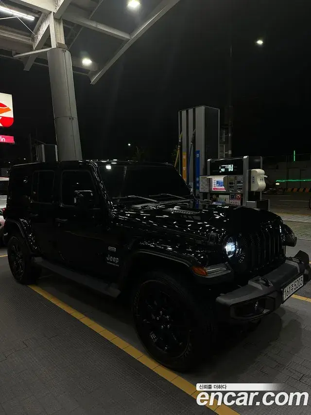 Jeep Wrangler 2023 — Фото 1/20