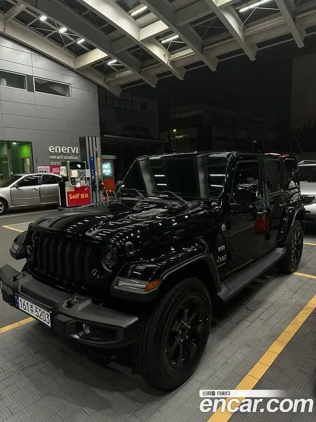 Jeep Wrangler 2023 — Фото 4/20