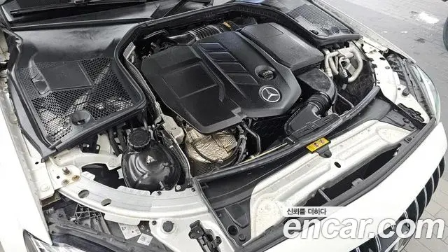 Mercedes-Benz C-Class 2019 — Фото 6/20