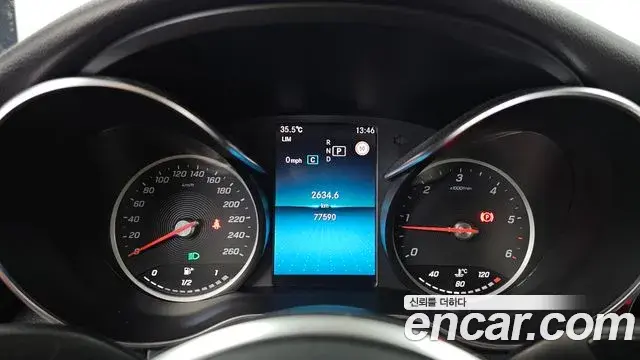 Mercedes-Benz C-Class 2019 — Фото 8/20
