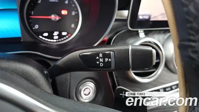 Mercedes-Benz C-Class 2019 — Фото 9/20