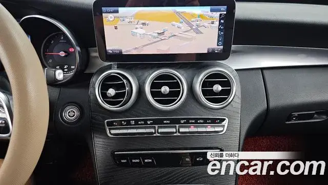 Mercedes-Benz C-Class 2019 — Фото 14/20