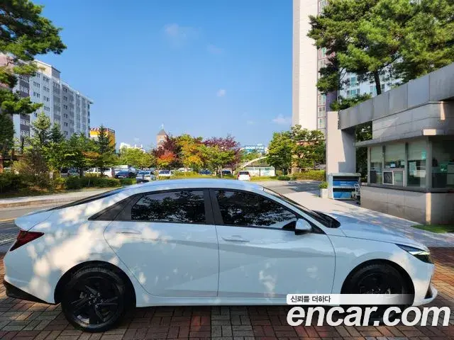 Hyundai Avante 2022 — Фото 4/19