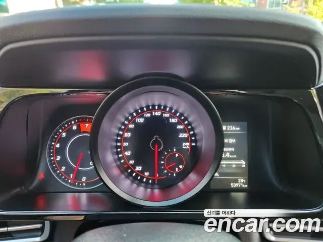 Hyundai Avante 2022 — Фото 11/19