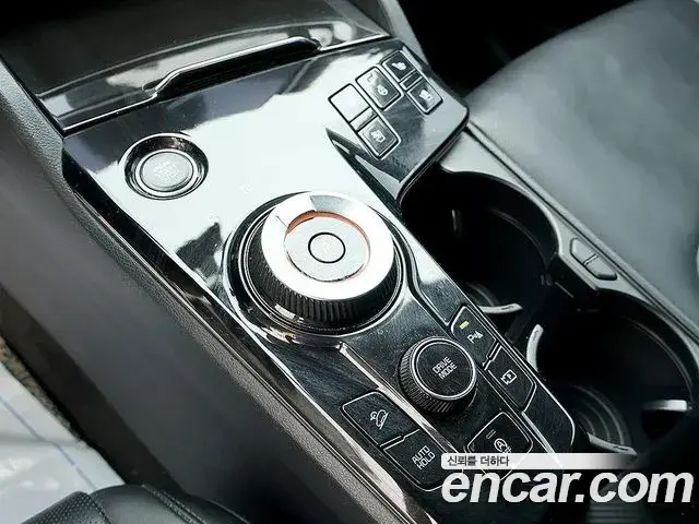 Kia Sportage 2022 — Фото 10/20