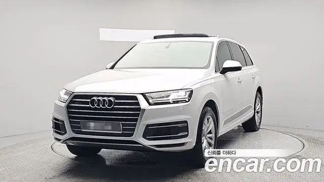 Audi Q7 2019 — Фото 20/20