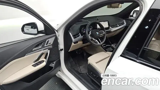 BMW X1 2025 — Фото 10/20