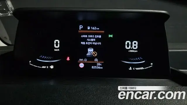 Hyundai Staria 2023 — Фото 8/20