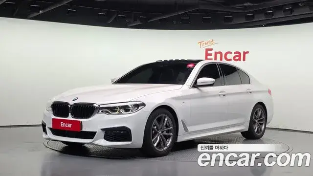 BMW 5 Series 2019 — Фото 1/20