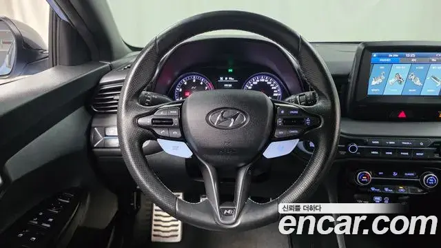 Hyundai Veloster 2019 — Фото 13/20