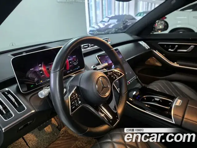 Mercedes-Benz S-Class 2023 — Фото 9/18