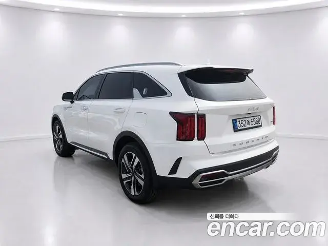 Kia Sorento 2022 — Фото 2/20