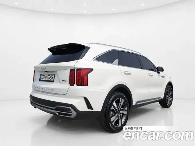 Kia Sorento 2022 — Фото 5/20