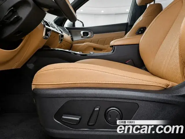Kia Sorento 2022 — Фото 15/20