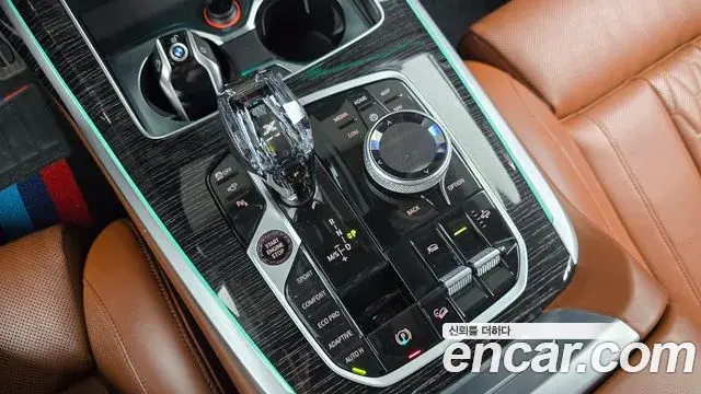 BMW X7 2022 — Фото 9/20