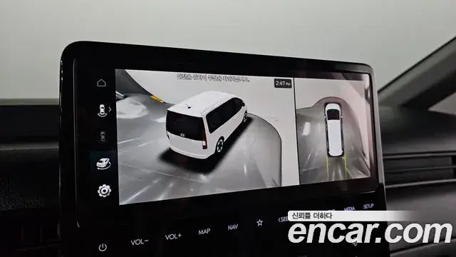 Hyundai Staria 2023 — Фото 16/20