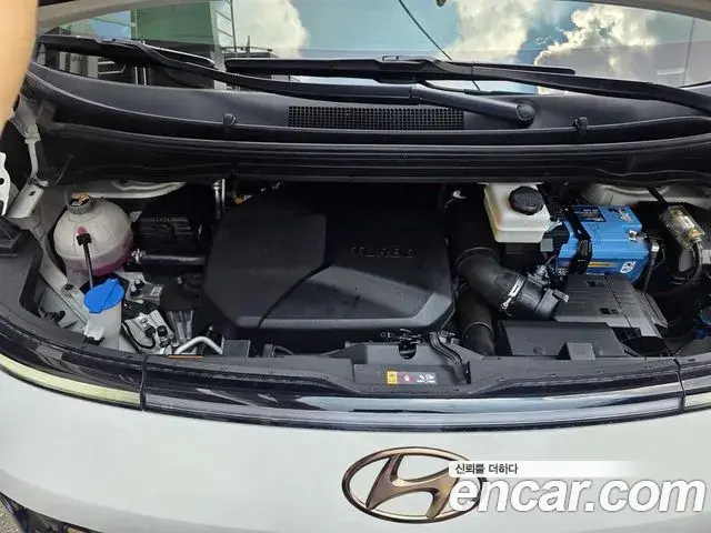 Hyundai Staria 2022 — Фото 20/20