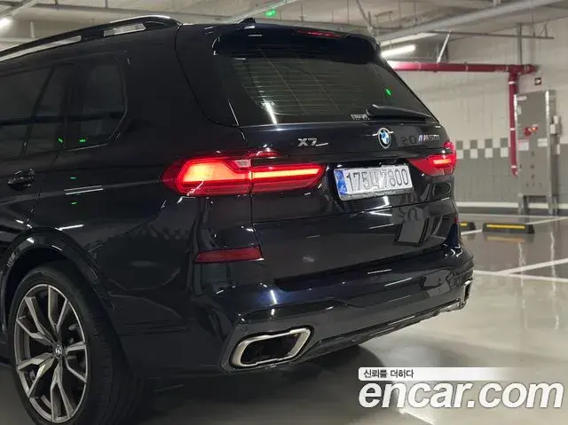 BMW X7 2020 — Фото 17/18