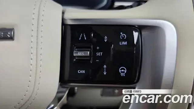 Land Rover Range Rover 2025 — Фото 17/20