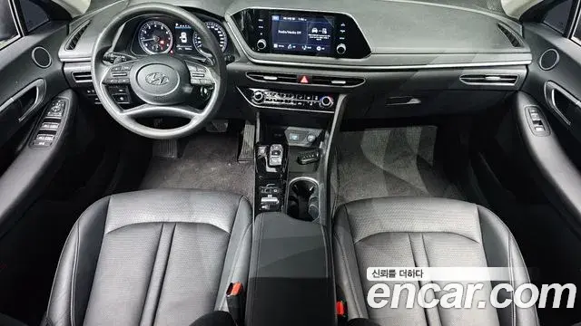 Hyundai Sonata 2023 — Фото 7/20