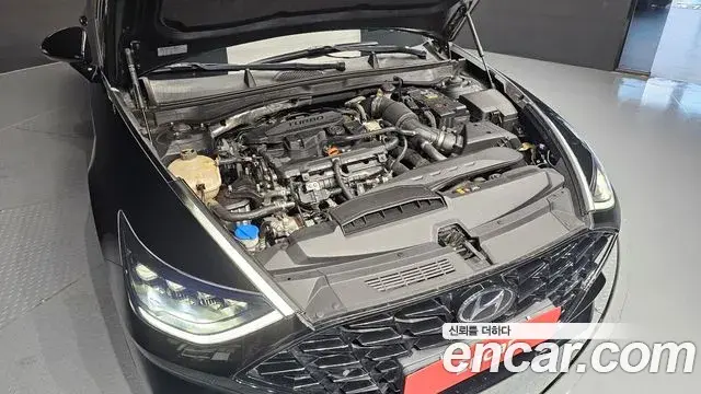 Hyundai Sonata 2021 — Фото 6/20